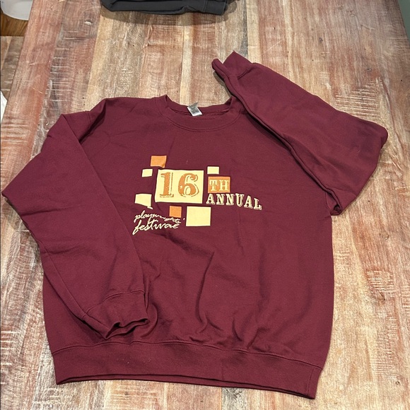 Gildan Other - Gildan Maroon Crewneck Sweatshirt from NNHS 16th Annual Playwrights Festival